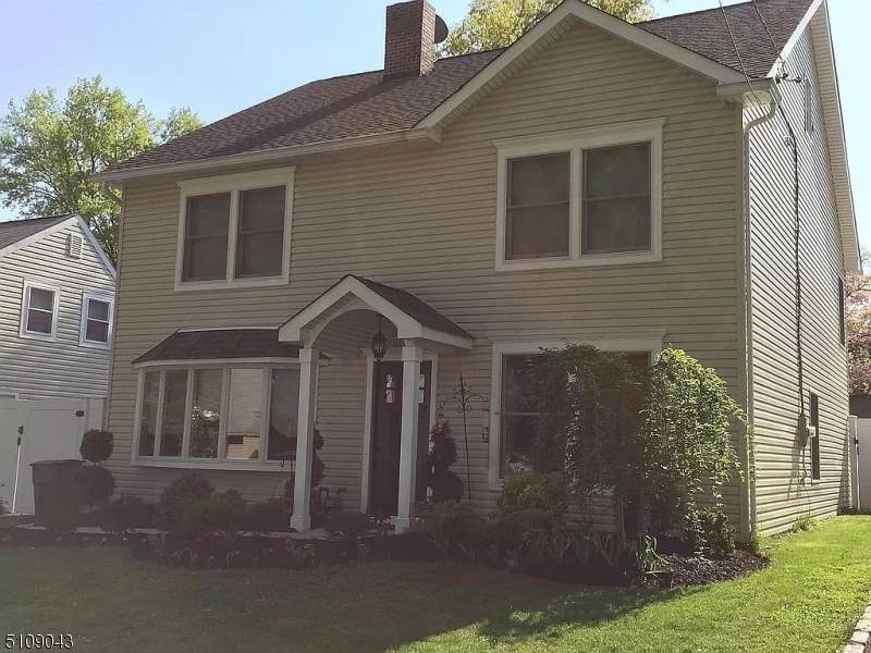 1078 Plymouth Dr - Photo 1