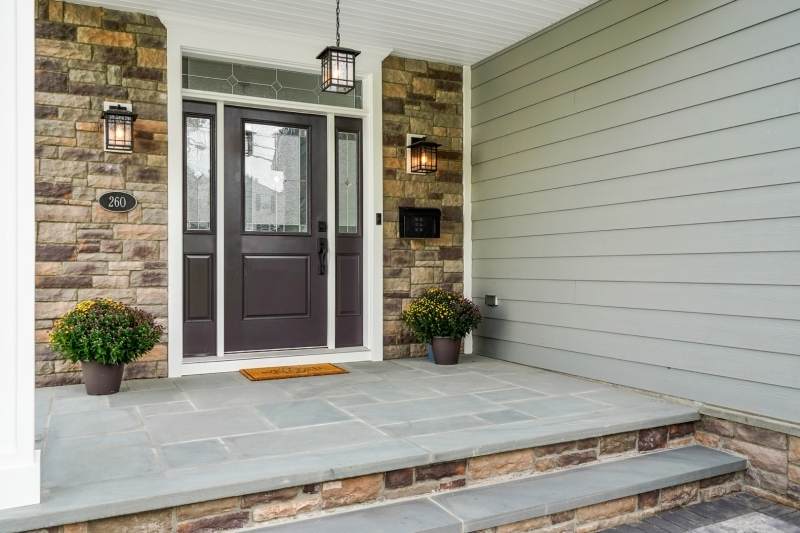 260 Kings Rd - Photo 1