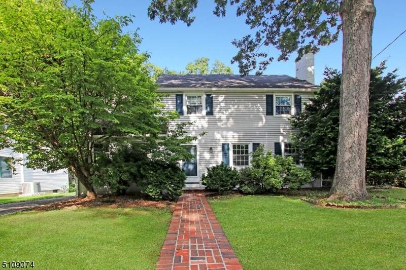 11 Helen St - Photo 1