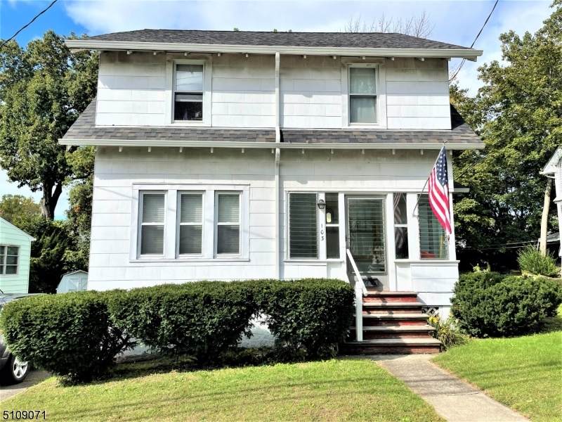 103 Rockaway Ave - Photo 1