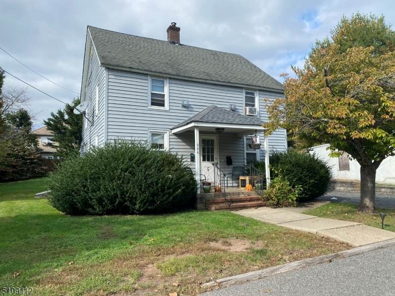 286 Washington St - Photo 1