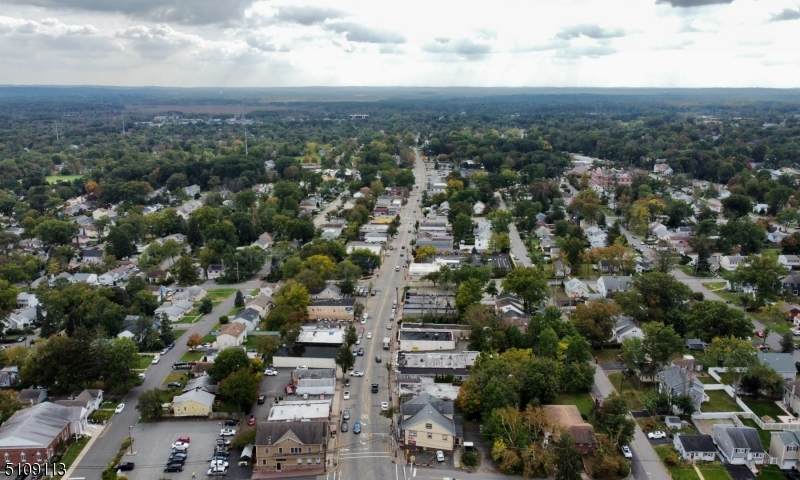 114 N Beverwyck Rd - Photo 1