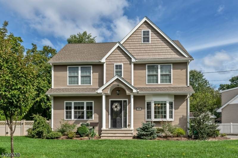 685 Arcadia Rd - Photo 1
