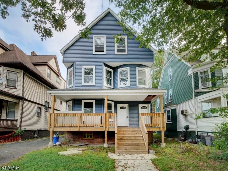 110 Park Ave - Photo 1