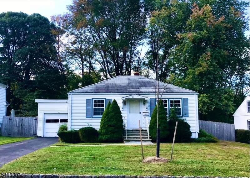 10 Lake Drive - Photo 1