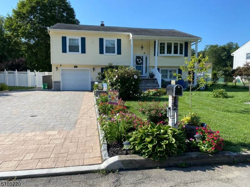 5 Brian Ct - Photo 1