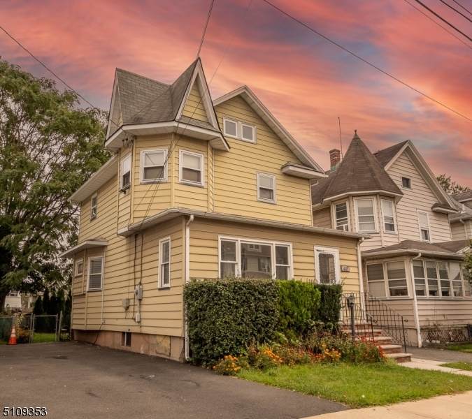 40 Olympia St - Photo 1