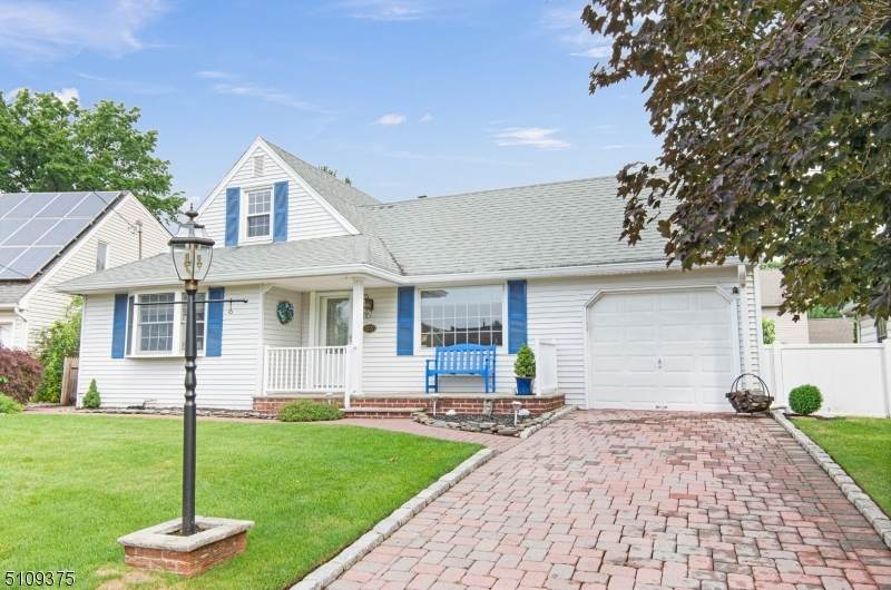 223 East Ln - Photo 1