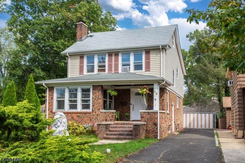 43 Belmont Ave - Photo 1