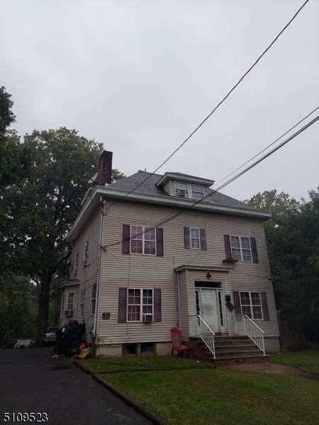 900 W Front St - Photo 1