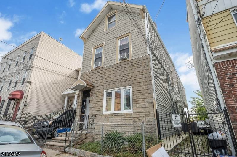 284 Hunterdon St - Photo 1