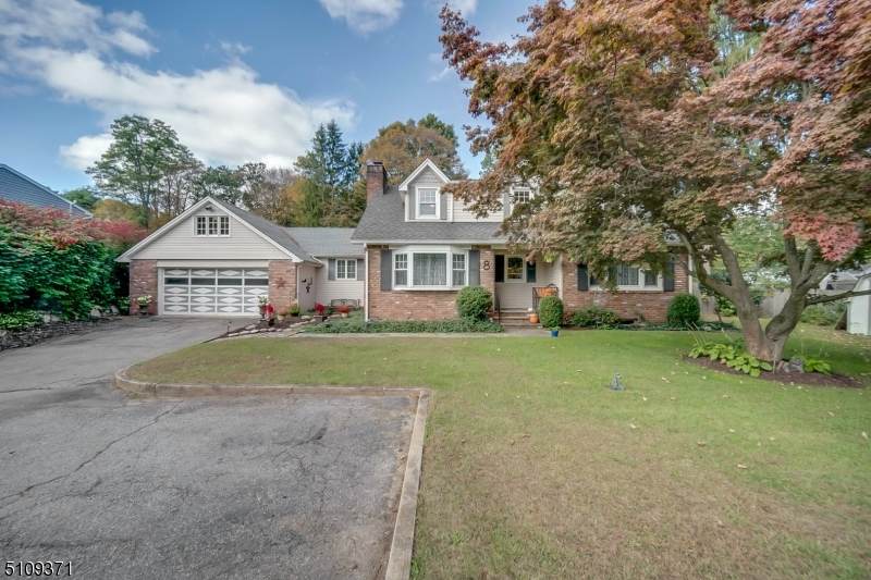8 Pheasant Dr - Photo 1