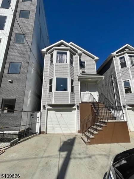 177 Godwin Ave - Photo 1