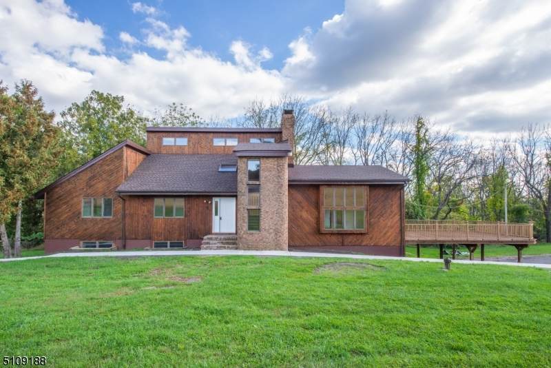 133 Lawrence Rd - Photo 1