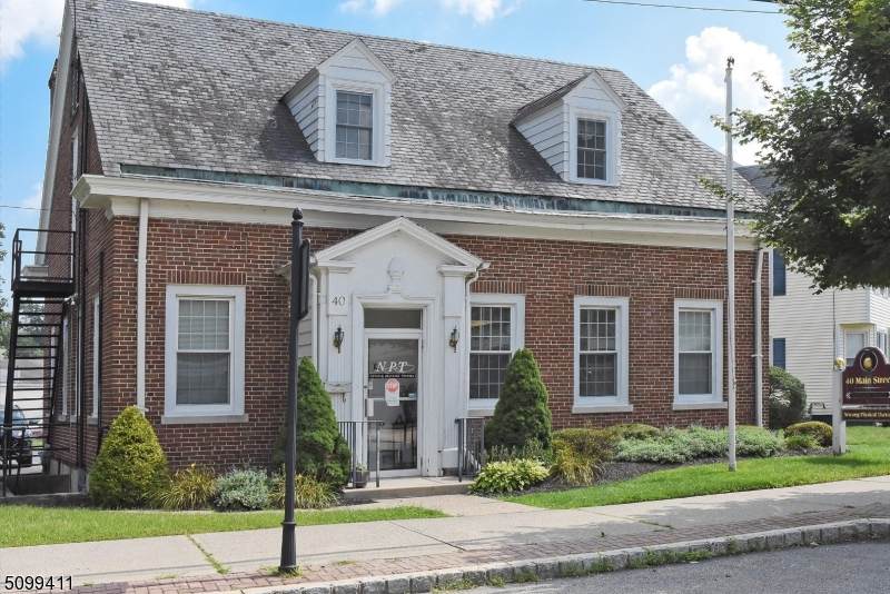 40 Main St - Photo 1