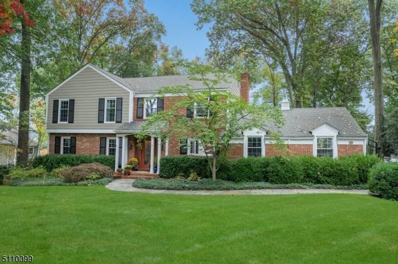 3 Spring Hill Ln - Photo 1