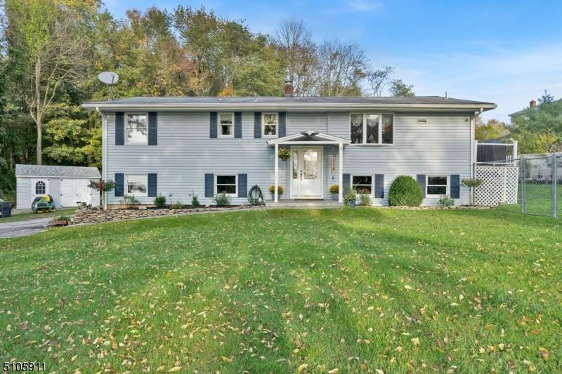 12 North St - Photo 1