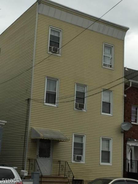239 Walnut St - Photo 1