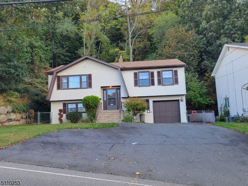 68 Mountain Park Rd - Photo 1