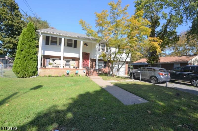 255 W 6Th St - Photo 1