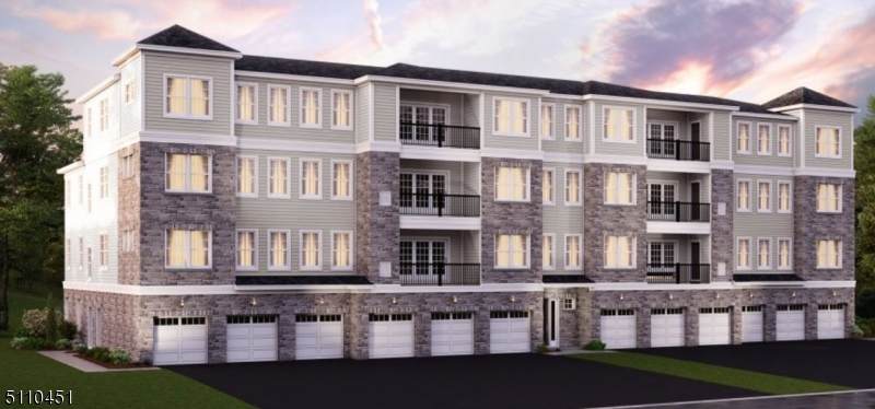 124 Veterans Way - Photo 1
