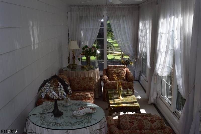 400 New Dover Rd - Photo 1