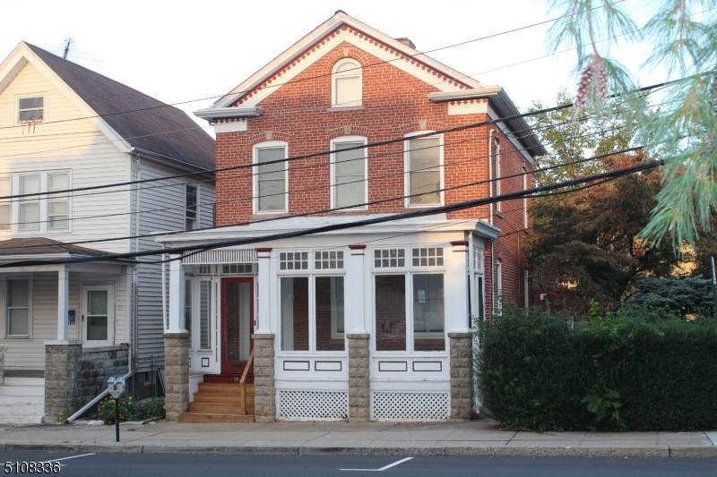 39 Davenport St - Photo 1