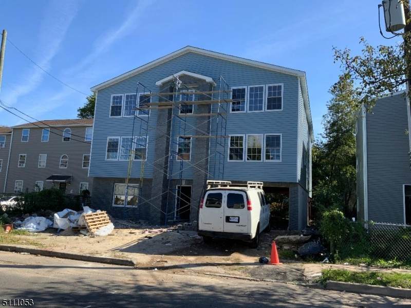 388 S 6Th St - Photo 1