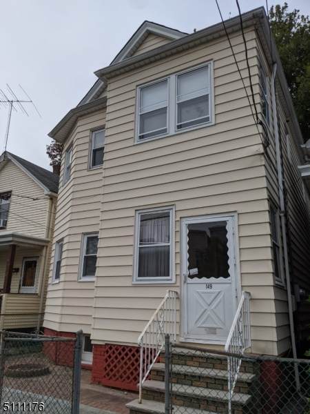 149 9Th St - Photo 1