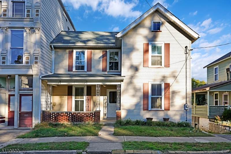 48 Brunswick Ave - Photo 1
