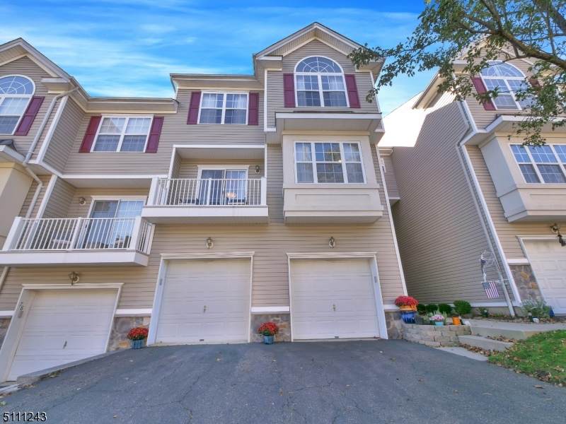 76 Lakeview Ct - Photo 1