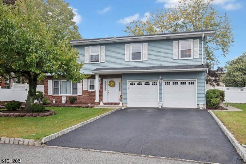 8 Holyoke Rd - Photo 1