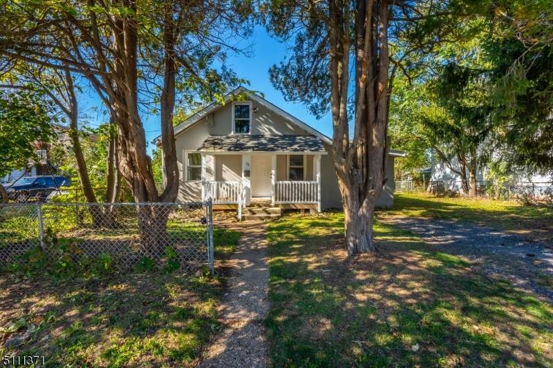 13 Reservoir Ave - Photo 1