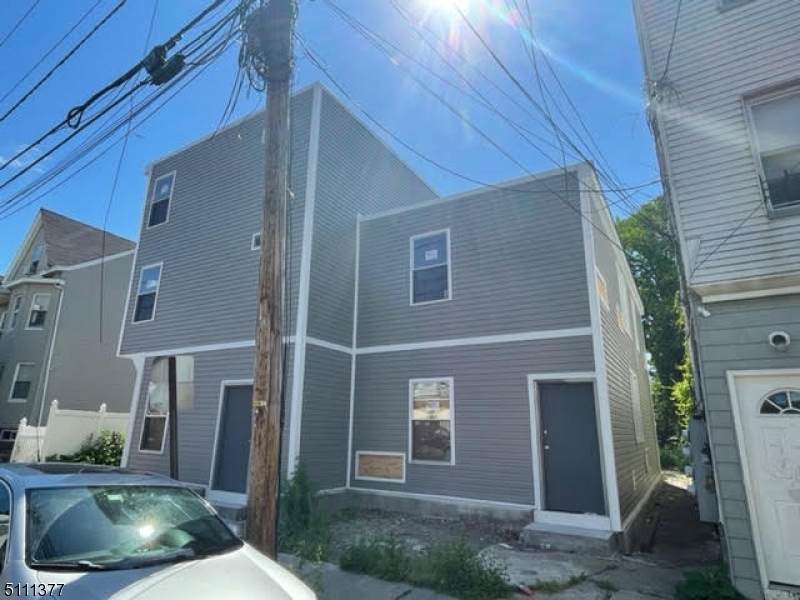 107 Highland St - Photo 1
