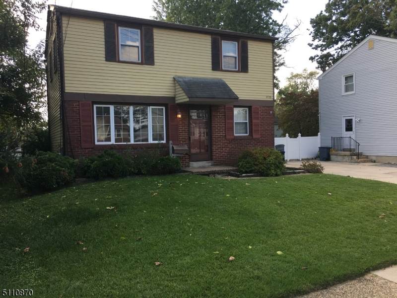 2729 Union Ave - Photo 1
