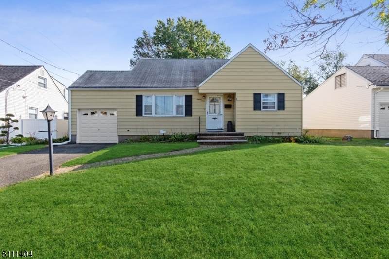 1660 Earl St - Photo 1
