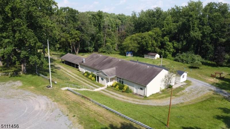 453 Bellwood Avenue - Photo 1