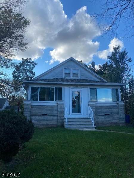 110 Berry St - Photo 1