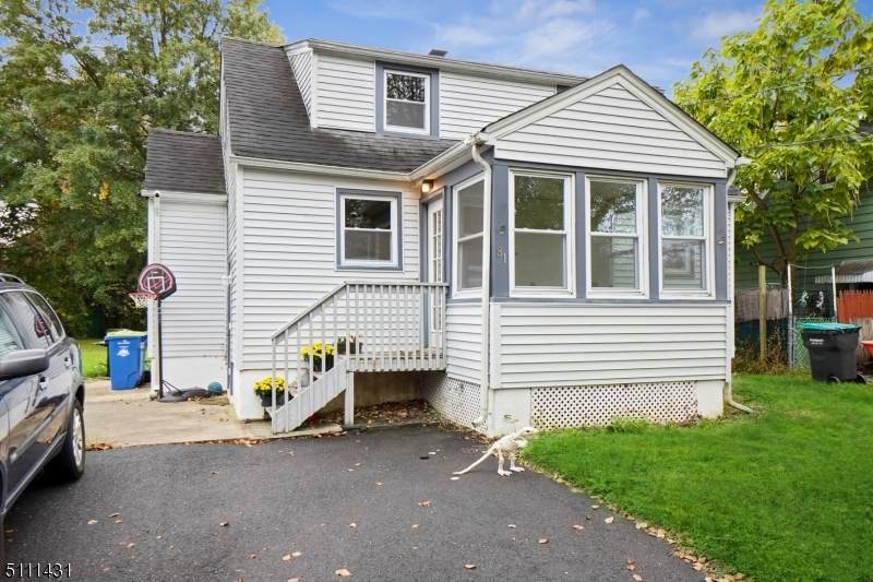 81 Ardmaer Dr - Photo 1