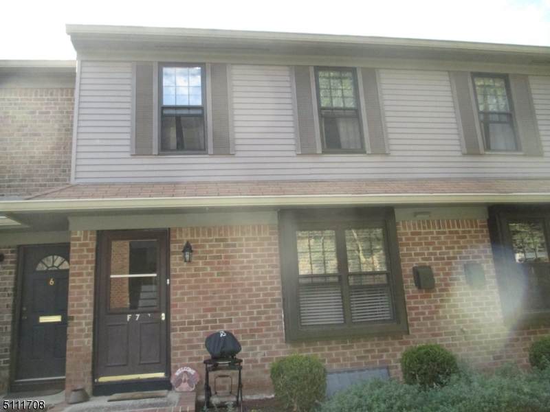 181 Long Hill Rd F-7 - Photo 1