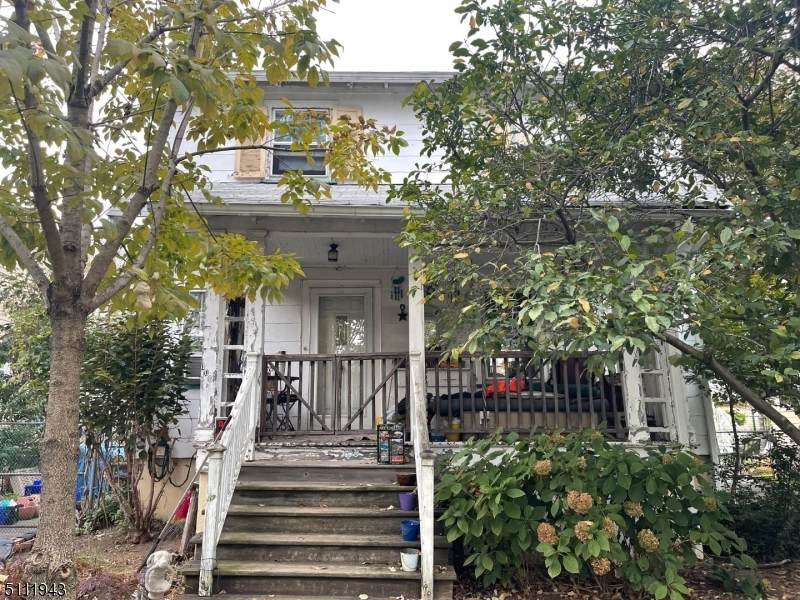106 Cleveland Ter - Photo 1