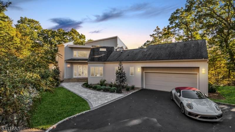 10 Beechwood Ln - Photo 1