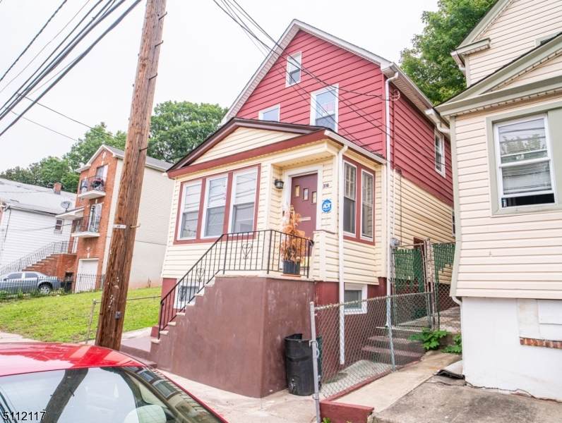 316 S 20Th St - Photo 1