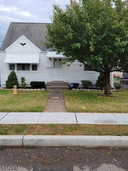 11 Adams St - Photo 1