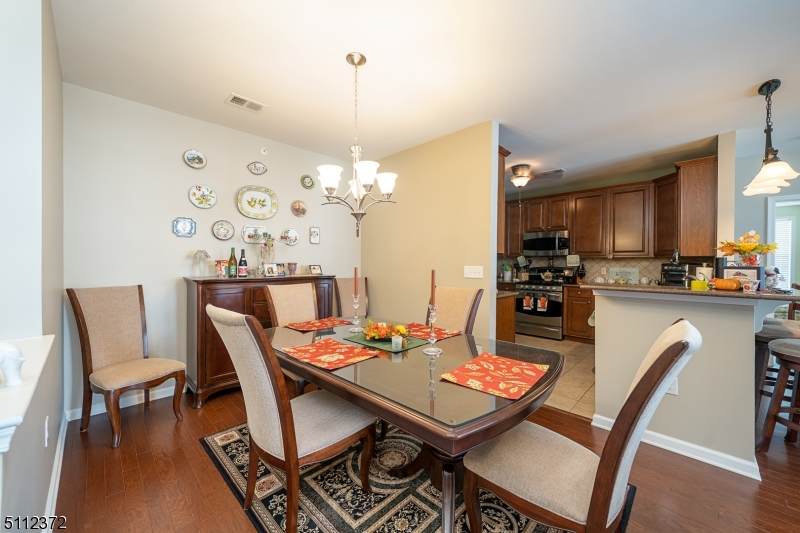 3 Crystal Ct - Photo 1