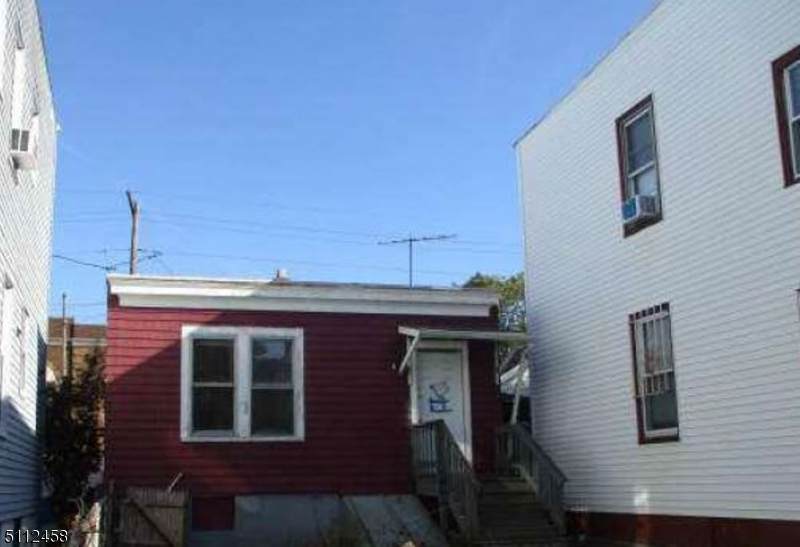 40 Arverne Ter - Photo 1