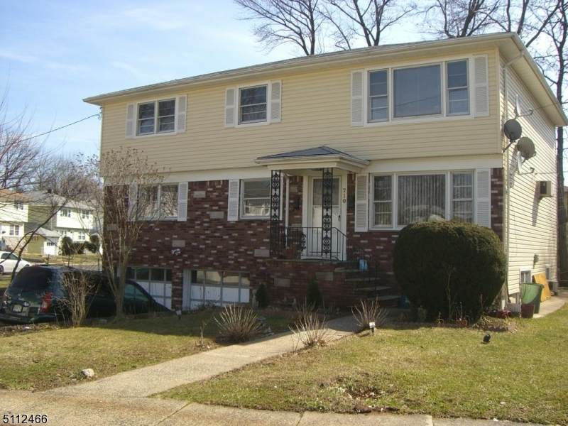 710 Gates Ter - Photo 1
