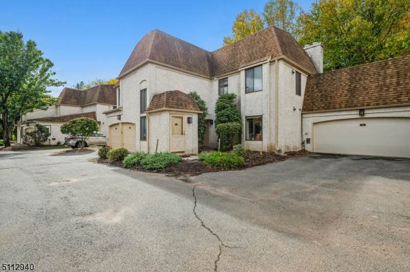 67 Carriage Pl - Photo 1