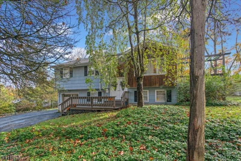 954 Cedar Dr - Photo 1