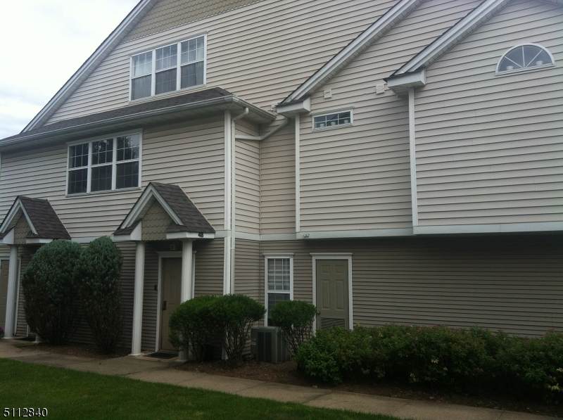 48 Collura Ln - Photo 1